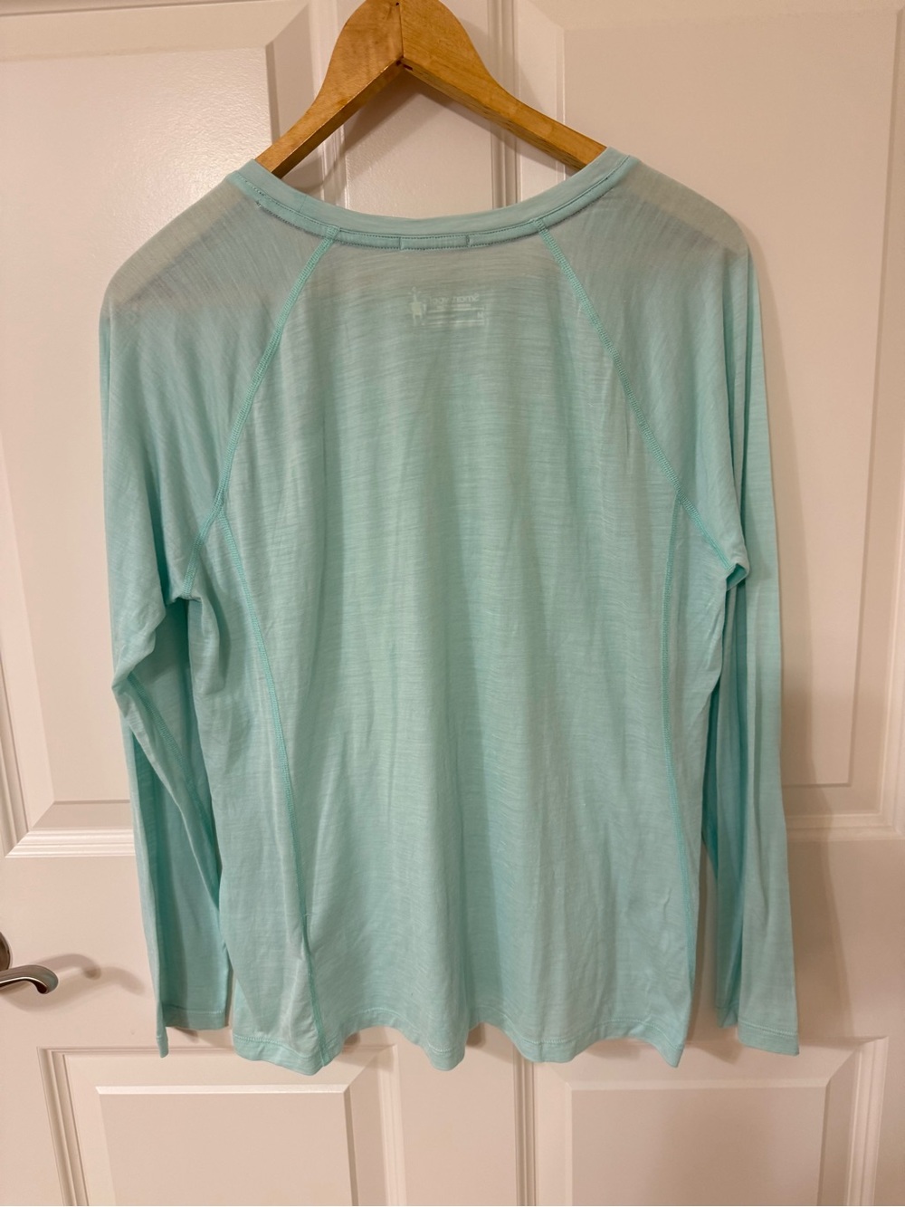 Women’s Smartwool Light Turquoise Medium Merino Sport 120 EUC Lightweight - Picture 3 of 11